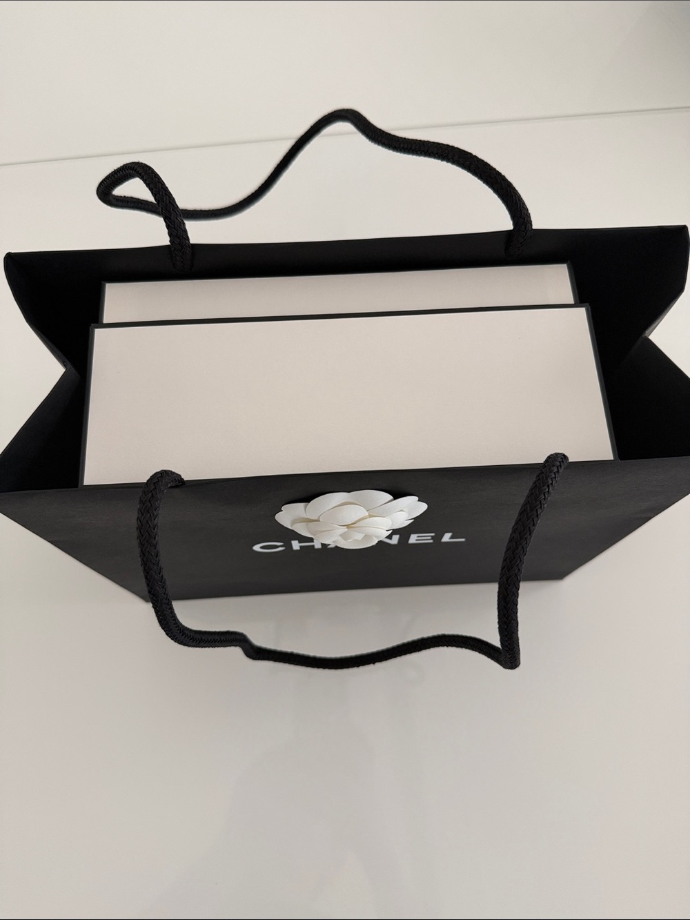 CHANEL Full Inclusion Set - Picture 4 of 7